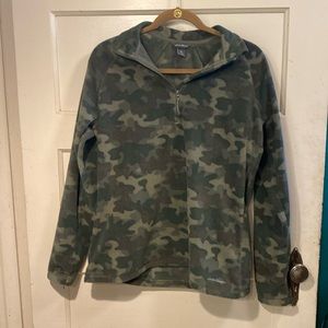 Eddie Bauer super soft camouflage pullover. Size Large